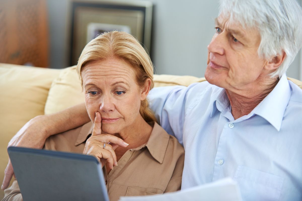 A couple considering a high deductible medigap plan in 2025